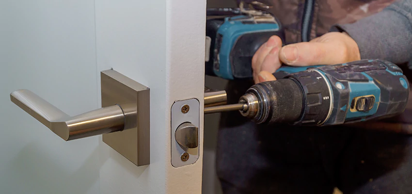 Broken Door Handle Lock Repair in Franklin, California
